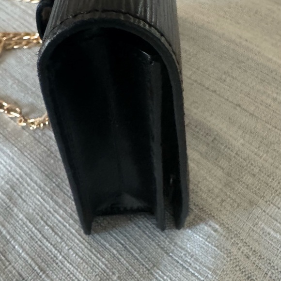 Louis Vuitton Authentic Belt Bag/ Crossbody Black Leather 7”x5x1 1/2”. - Picture 15 of 16